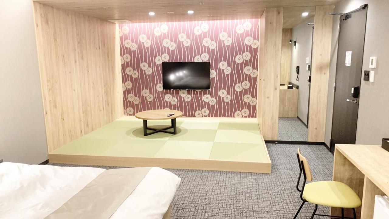 难波御堂筋头等舱旅馆 胶囊旅馆 大阪
